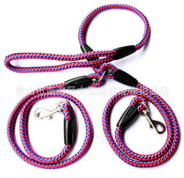 double-ended dog traction rope made from durable nylon with reflective threads and metal clip hooks