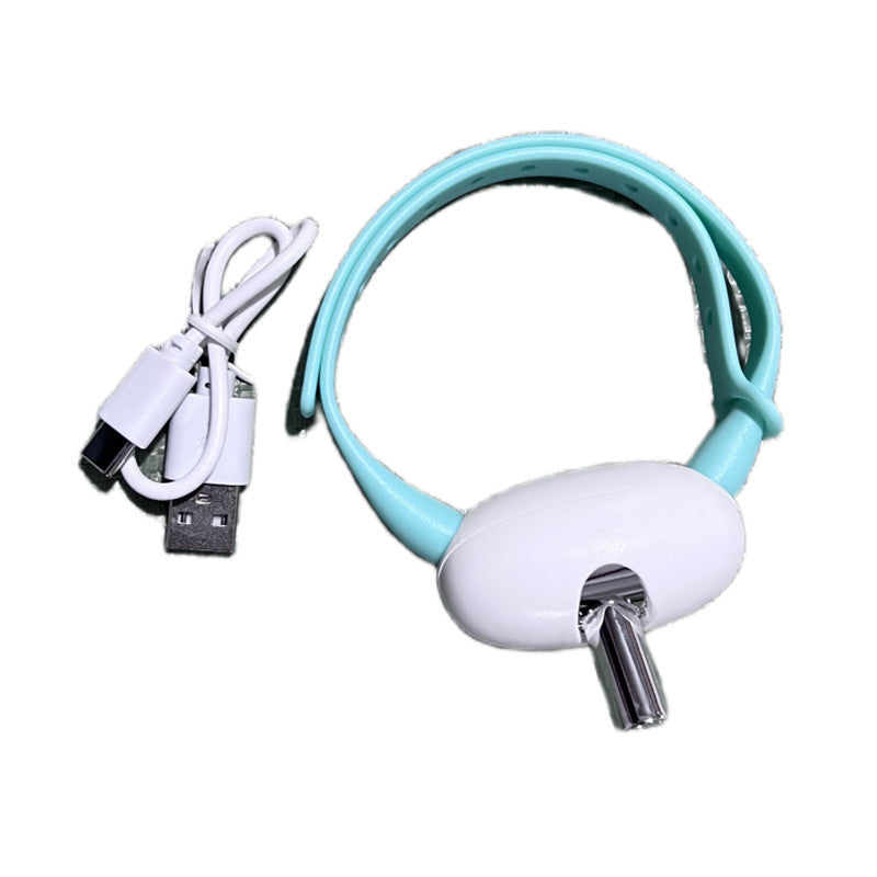 automatic cat toy with laser, USB charging cable included, pet toy for keeping cats active.